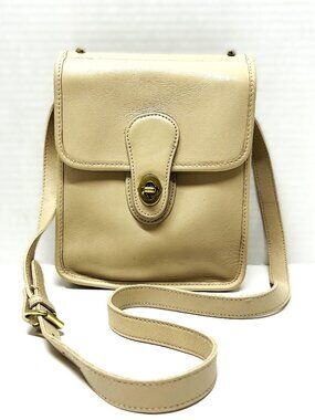 Hunt Club creamy light tan leather cross body